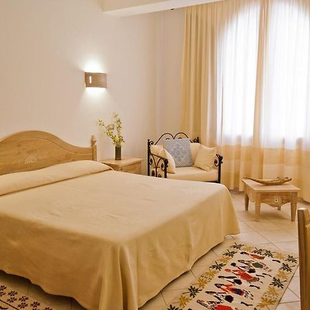 Hotel Libyssonis Porto Torres Zimmer foto